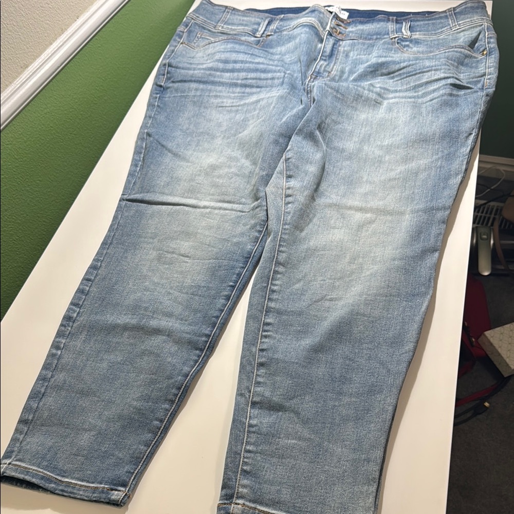 Women’s skinny Light Blue Jeans